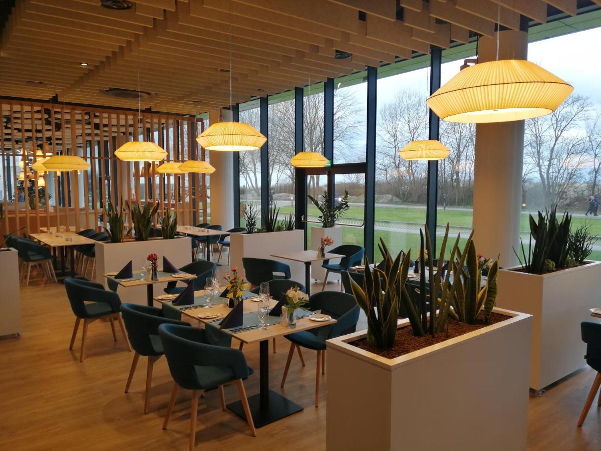 Seaside Apartments Kolobrzeg Bagian luar foto